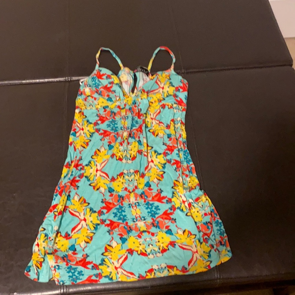 Cute summer print dress.